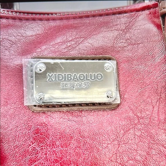 ❣️5/$25 Glossy Red Patent Leather Satchel with Metallic Accents. 🆕 - Picture 2 of 5